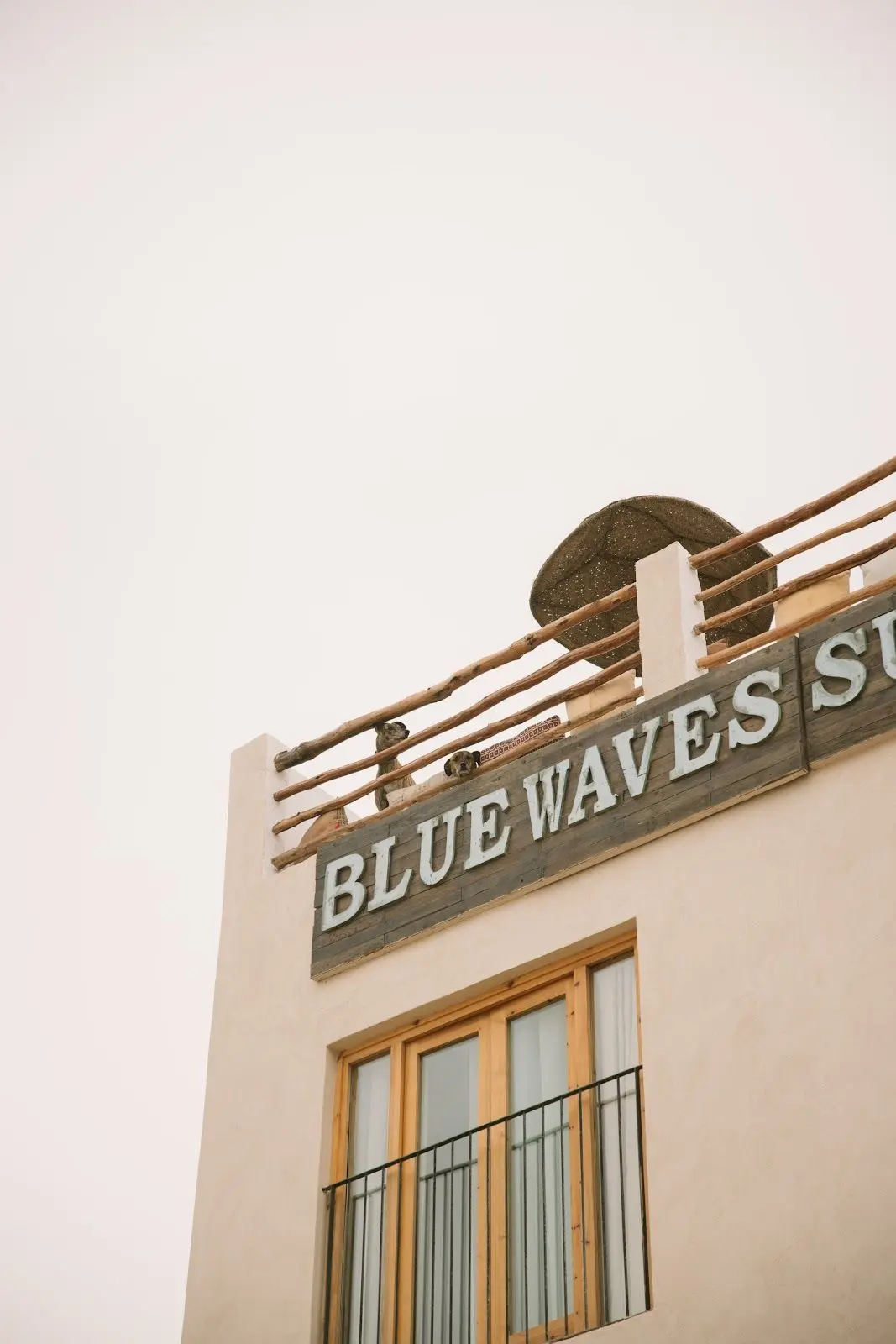 Blue Waves Surf School Shop - Anza