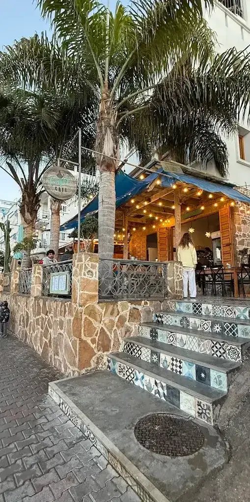 Teapot Cafe